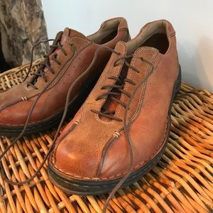 Quality Clark’s men’s walking shoes